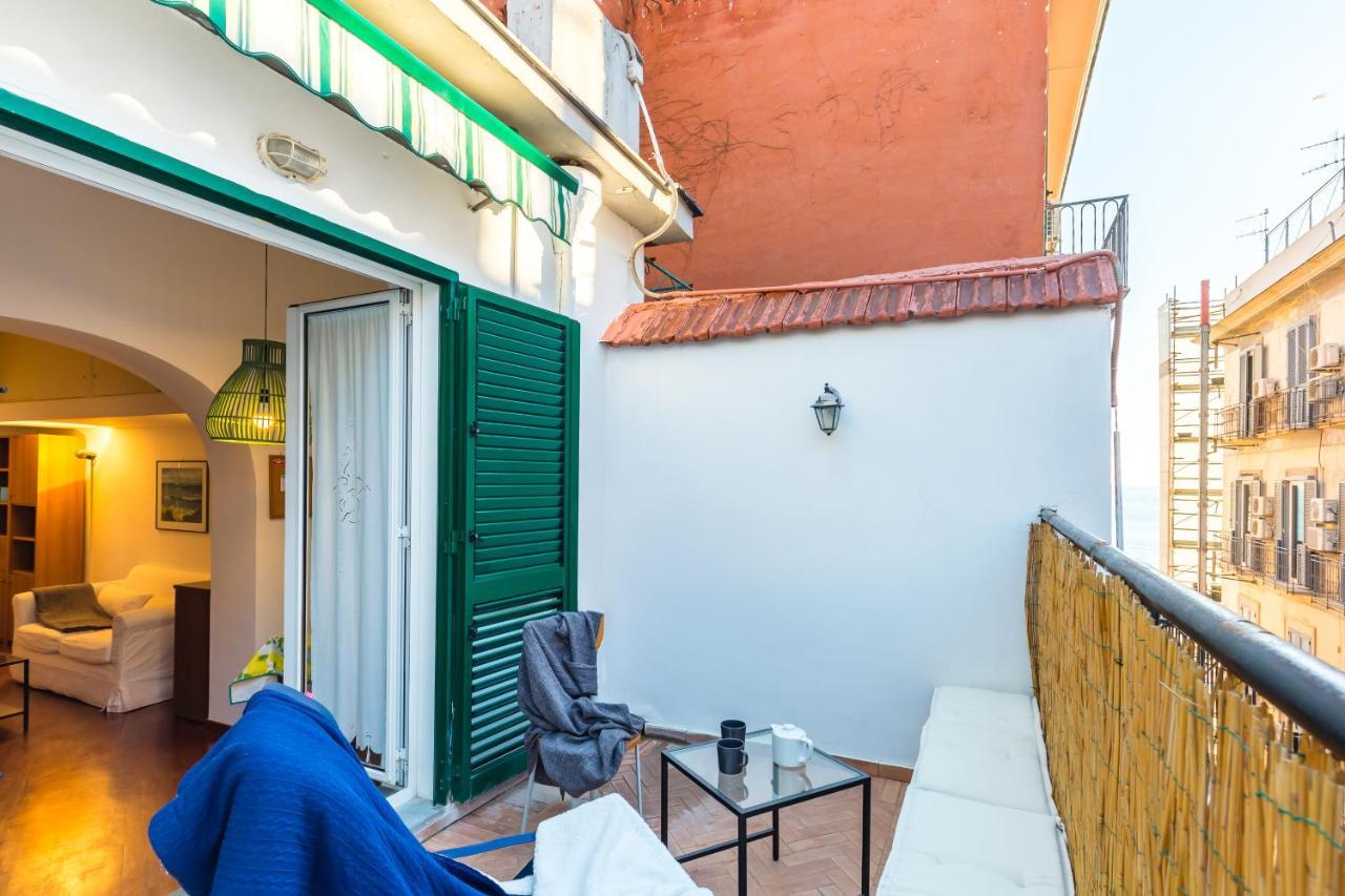 Parthenope'S Eye On The Seafront By Napoliapartments Exterior photo